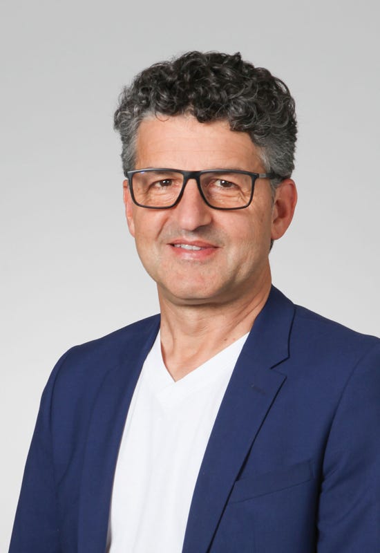 Michele Colucci, Produktmanagement f&uuml;r technische Anlagen, Werkzeuge f&uuml;r Grob-, Fein- und technische Keramik, Formgebungswerkzeuge, extrusionswerkzeuge, Matrizen, Mundst&uuml;cke